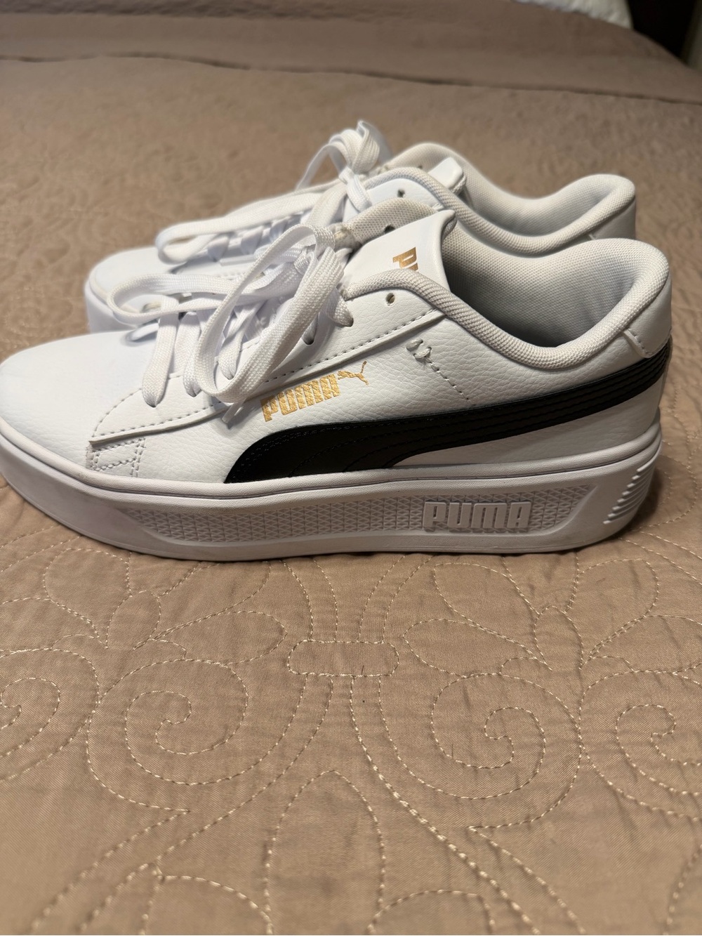 Platform V3 Puma Women's White Sneakers-Black Formstrip and Gold Logo 8.5 1039